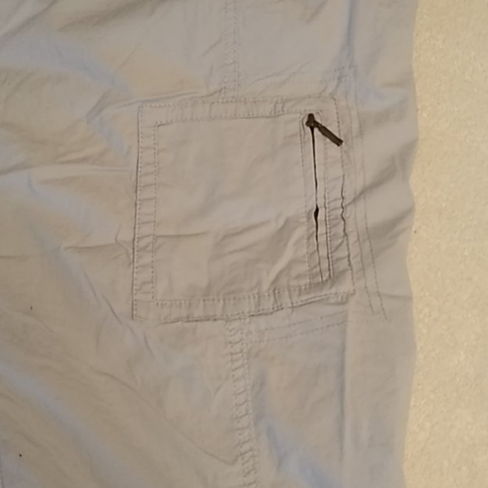 Chico's Capri's - Picture 3 of 11